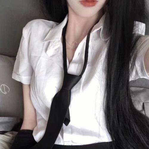 明天、我会成为谁的女友